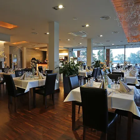 Hotel Moran & Powidz (Slupca)