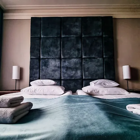 Moran & Hotel Powidz (Slupca)